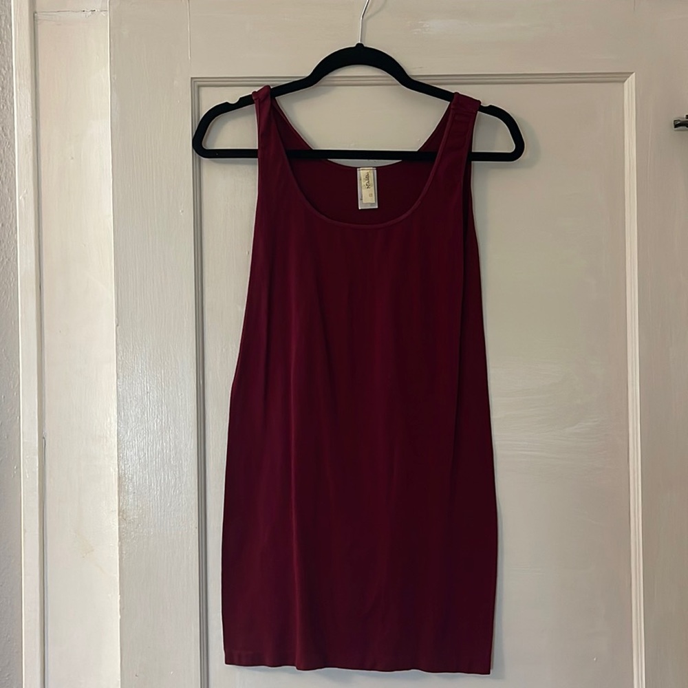 Nikibiki Seamless Classic Camisole